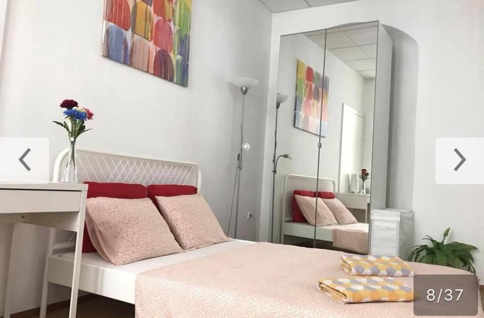 Astoria Metro Apartment Budapest Luaran gambar