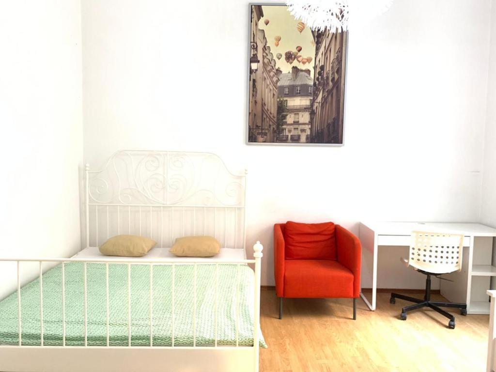 Astoria Metro Apartment Budapest Luaran gambar